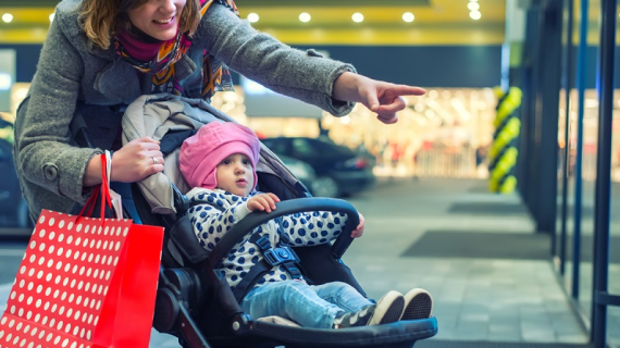 10 Stroller Bayi Terbaik yang Praktis Untuk Jalan-jalan