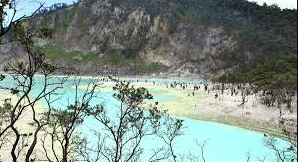 4 Destinasi Wisata Terseru di Bandung
